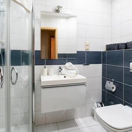 Everysky - Prusa 2a - Przyziemie קרפאז'