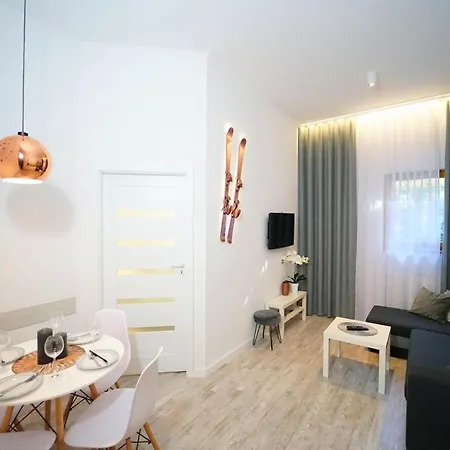 דירה Everysky - Prusa 2a - Przyziemie קרפאז'