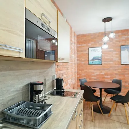 Everysky - Prusa 2a - Przyziemie דירה *